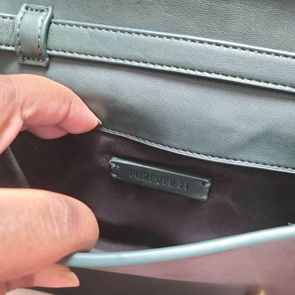 Forever 21 Green Mini Crossbody bag - Picture 6 of 7
